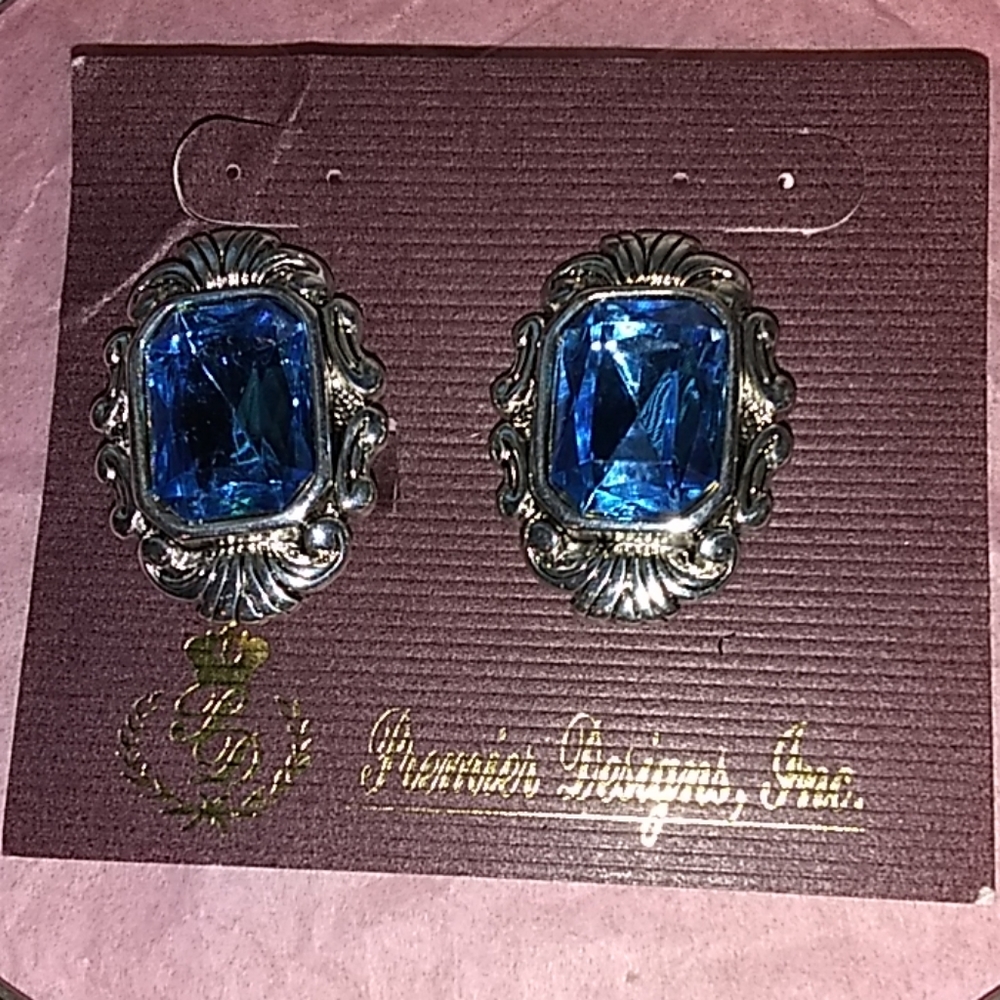 😍😁FABULOUS!/BLUE RIGHNSTONES PENDANT SET😍🤗 - Picture 3 of 8